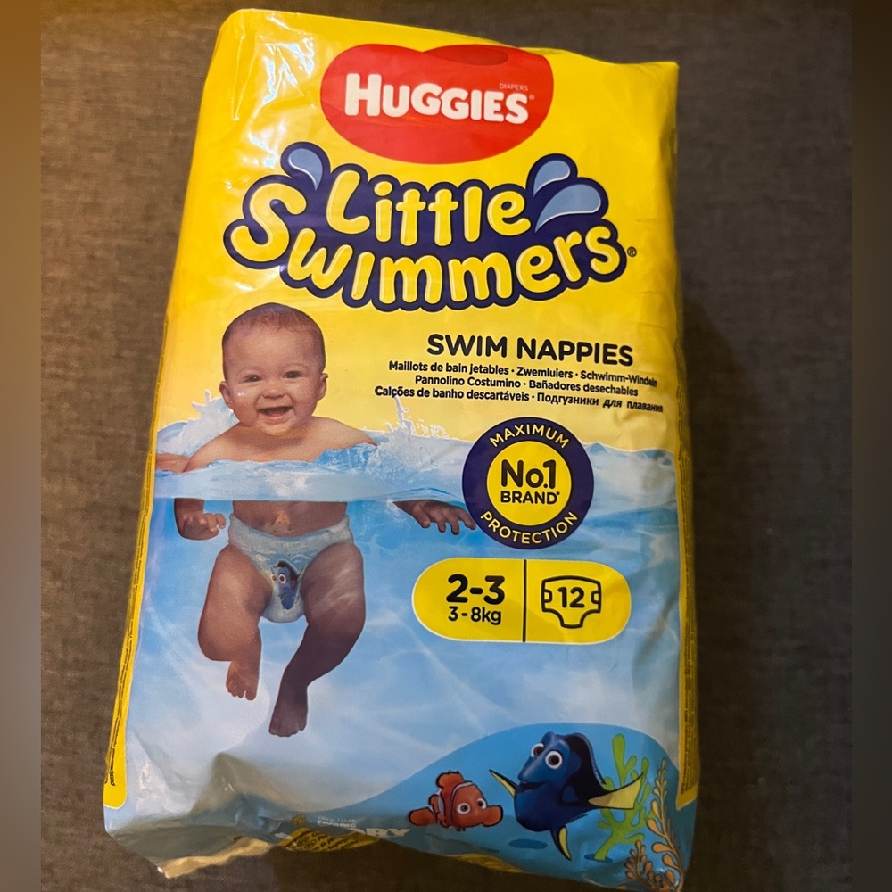 Huggies Little Swimmers disposable swim diapers